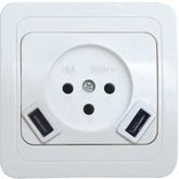 VEGA power outlet + dual USB charger